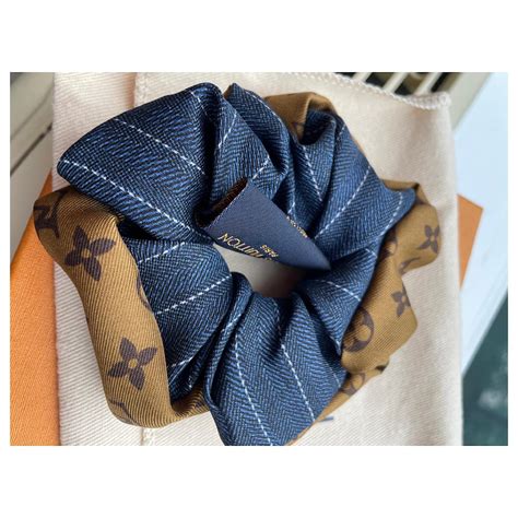 lv hair clip|louis vuitton hair bow.